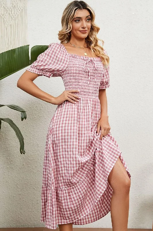 SQUARE NECK WRINKLED PUFF PLAID PICNIC DRESS